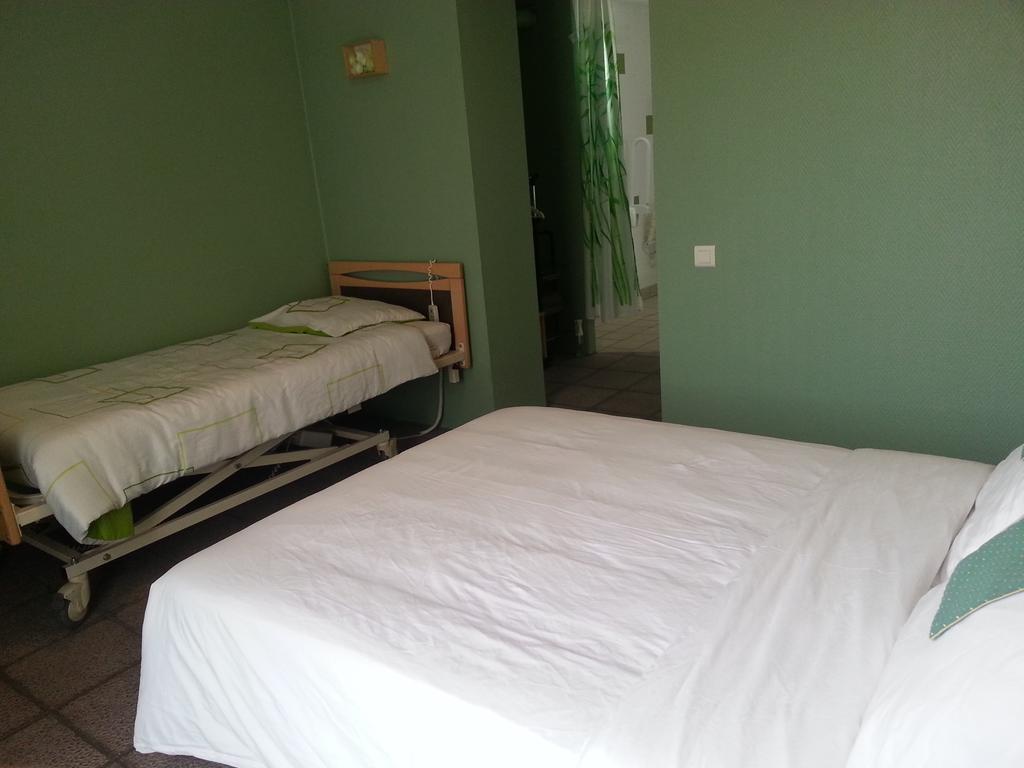 Chambres D'Hotes Au Grillon Dort Moustey Екстер'єр фото