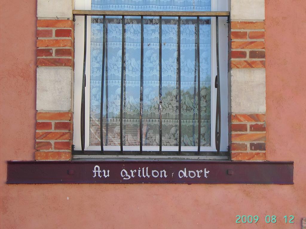 Chambres D'Hotes Au Grillon Dort Moustey Екстер'єр фото